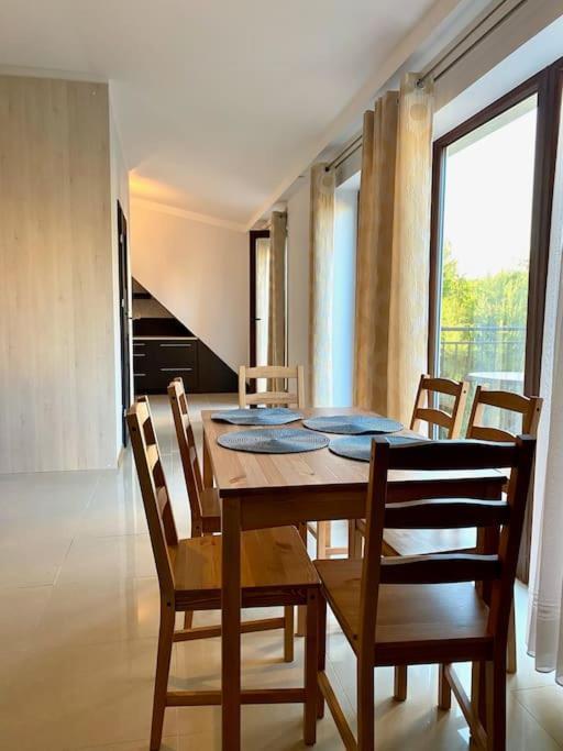 Piekny Apartament Z Widokiem Na Jezioro Niegocin Leilighet Giżycko Eksteriør bilde